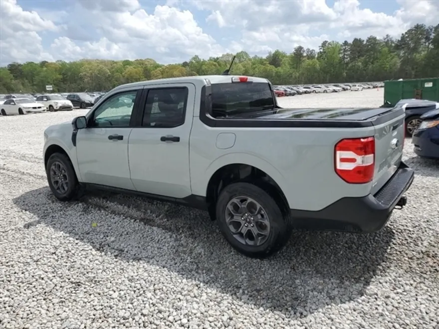 2024 Ford Maverick XLT photo 1