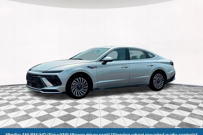 2025 Hyundai Sonata Hybrid SEL photo 1