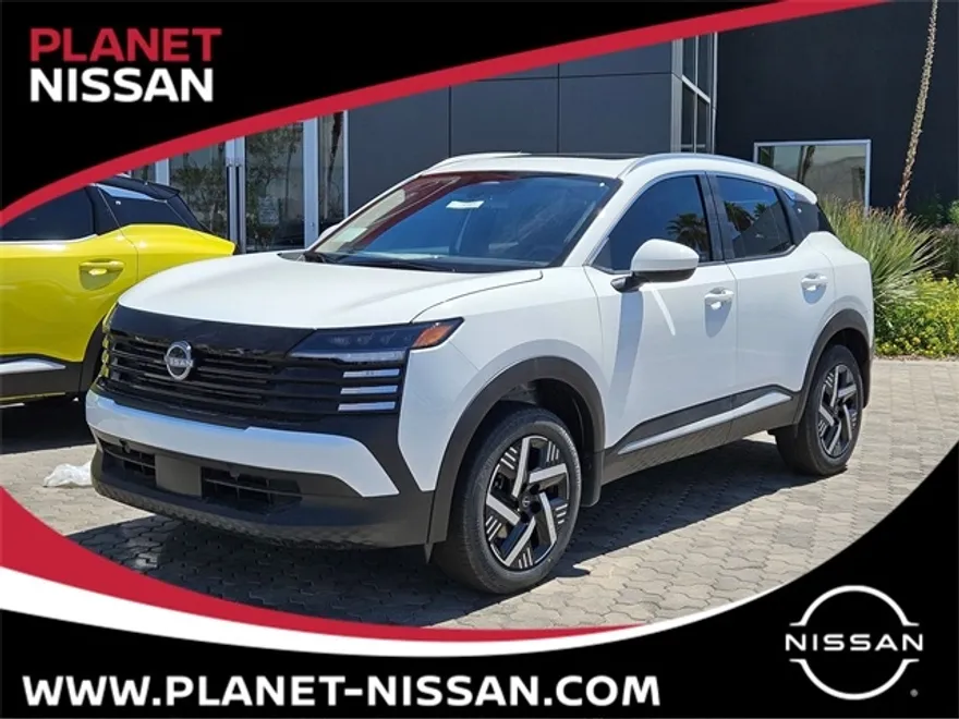 2025 Nissan Kicks SV photo 1