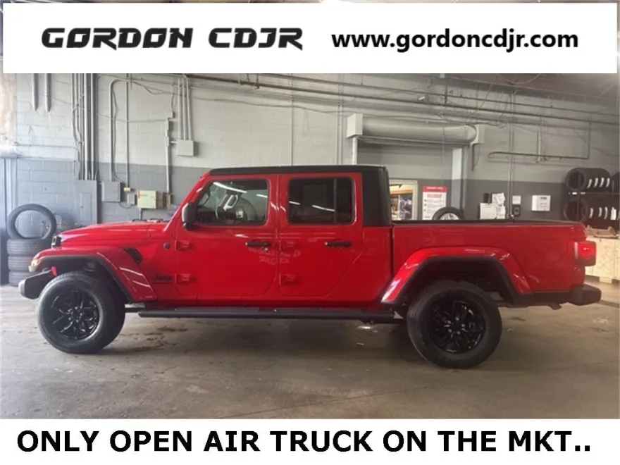 2023 Jeep Gladiator Sport S photo 1