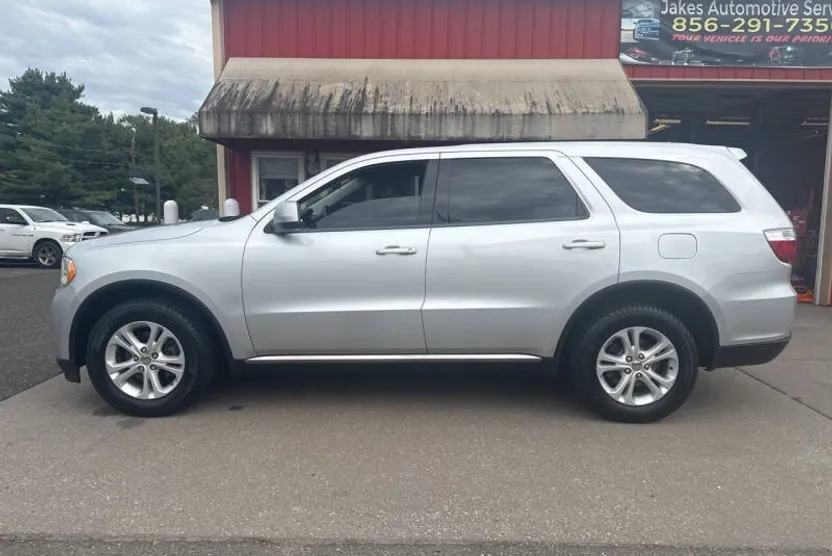2012 Dodge Durango SXT photo 1