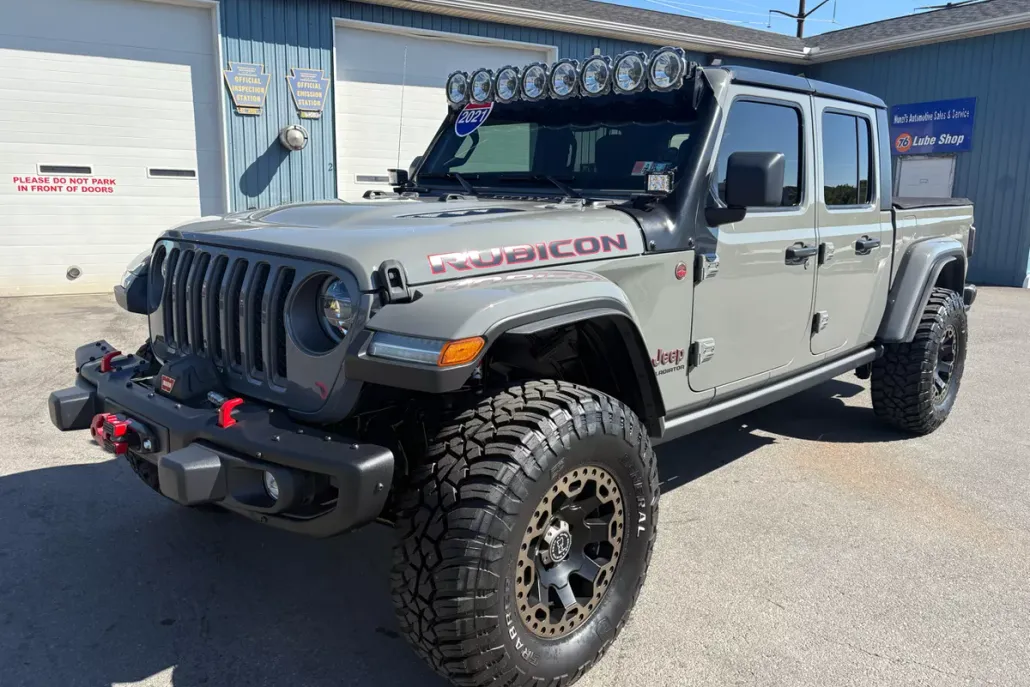 2021 Jeep Gladiator Rubicon photo 1