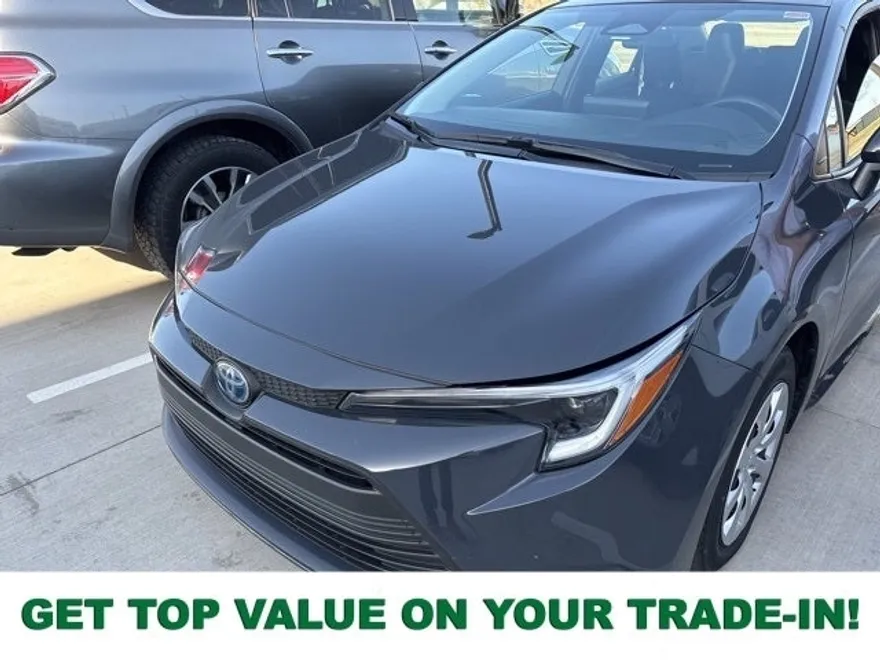 2024 Toyota Corolla Hybrid LE photo 1
