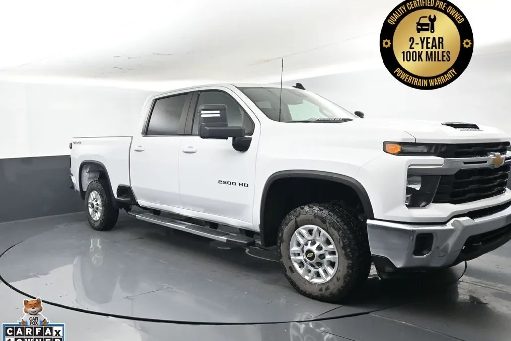2024 Chevrolet Silverado 2500HD LT photo 1