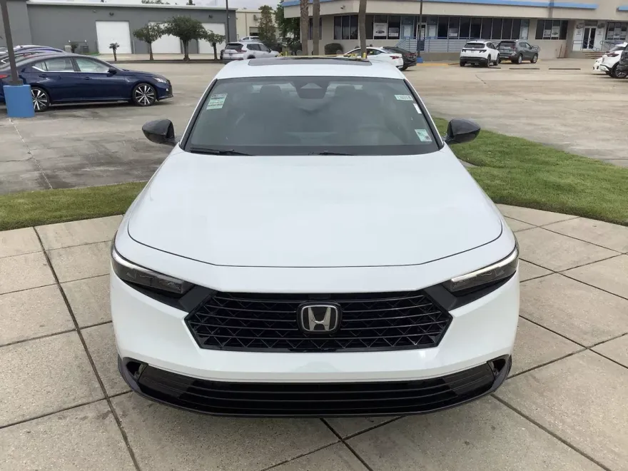 2025 Honda Accord Hybrid Sport-L photo 1