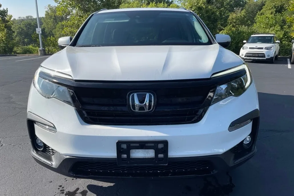 2022 Honda Pilot Special Edition photo 1