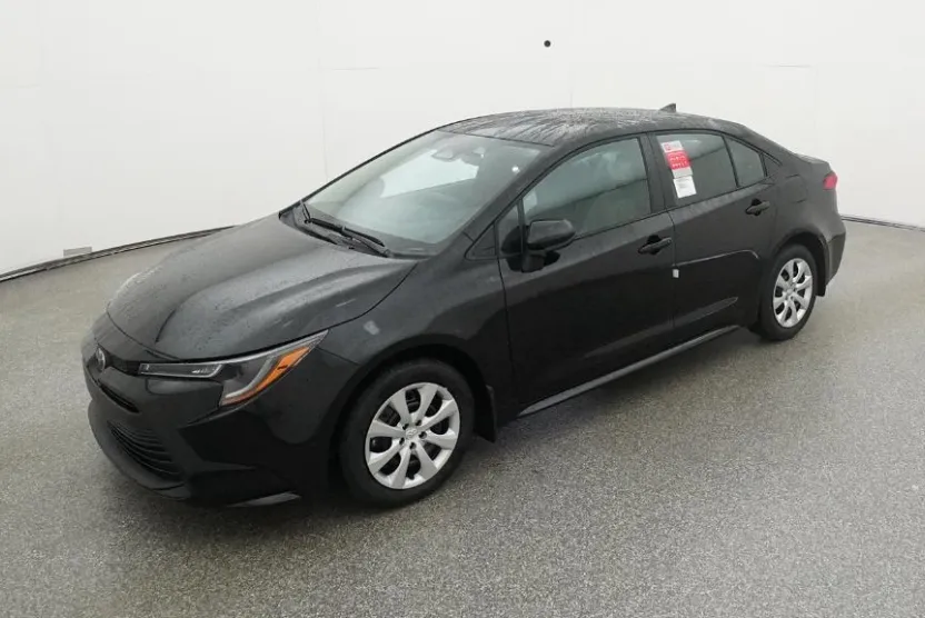 2026 Toyota Corolla LE photo 1