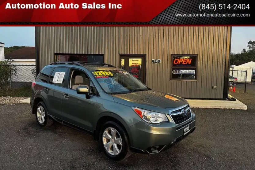 2016 Subaru Forester 2.5i Premium photo 1
