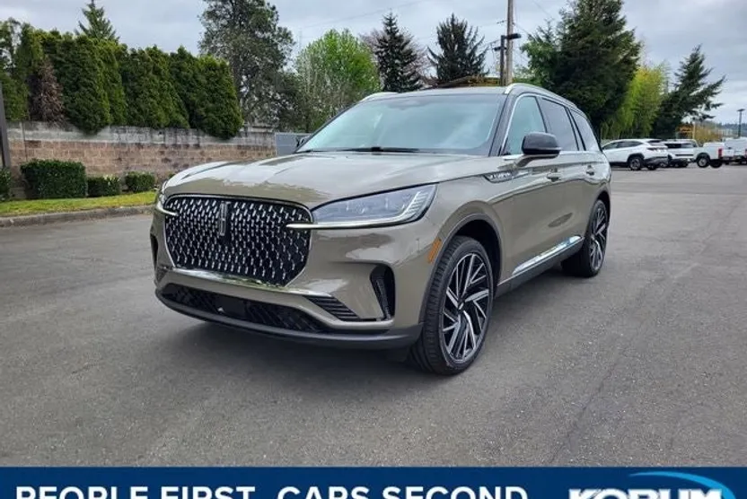 2025 Lincoln Aviator Reserve photo 1