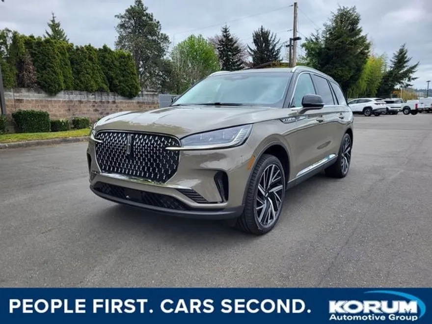 2025 Lincoln Aviator Reserve photo 1