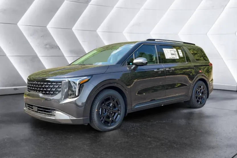 2026 Kia Carnival SX Prestige photo 1