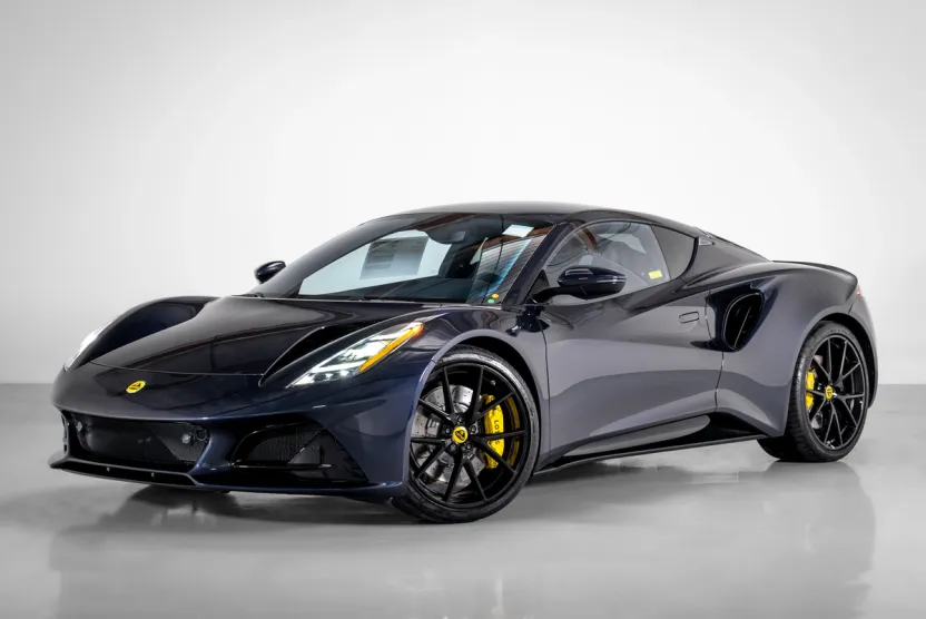 2024 Lotus Emira First Edition photo 1