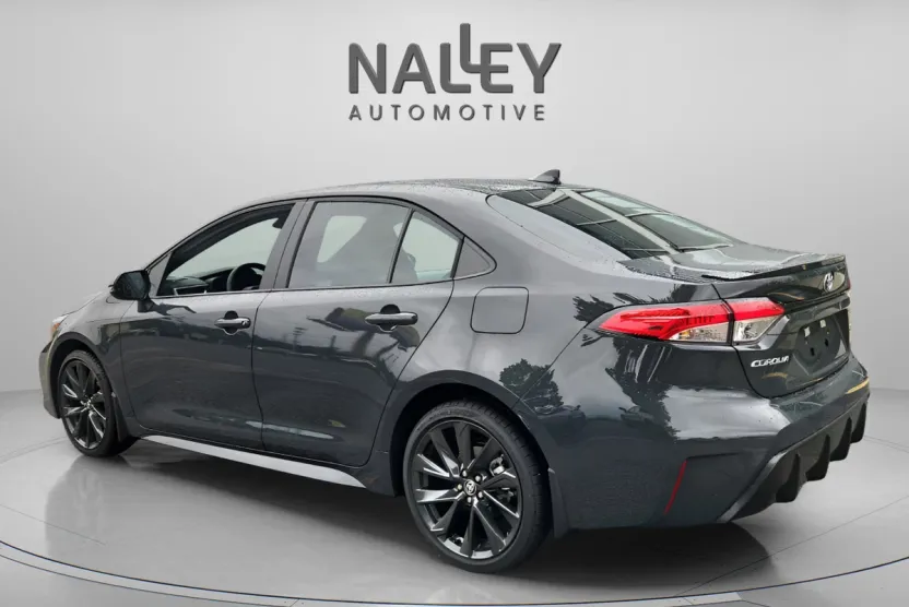 2026 Toyota Corolla SE photo 1