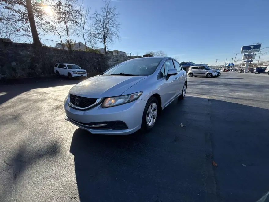 2013 Honda Civic LX photo 1