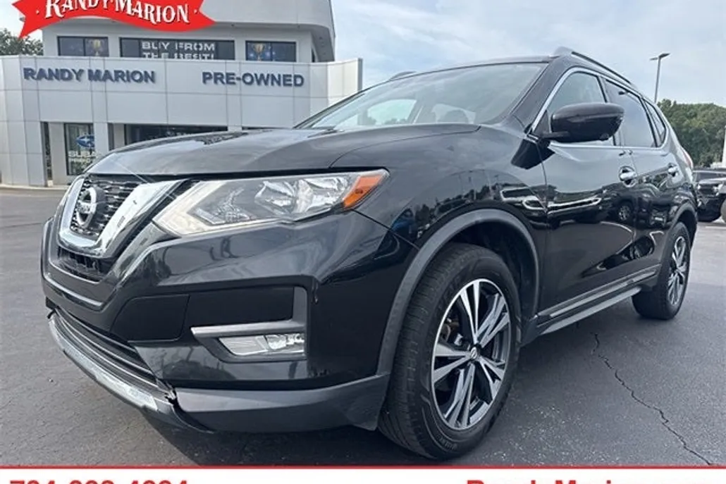2017 Nissan Rogue SL photo 1