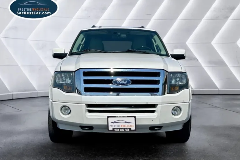 2012 Ford Expedition Limited photo 1
