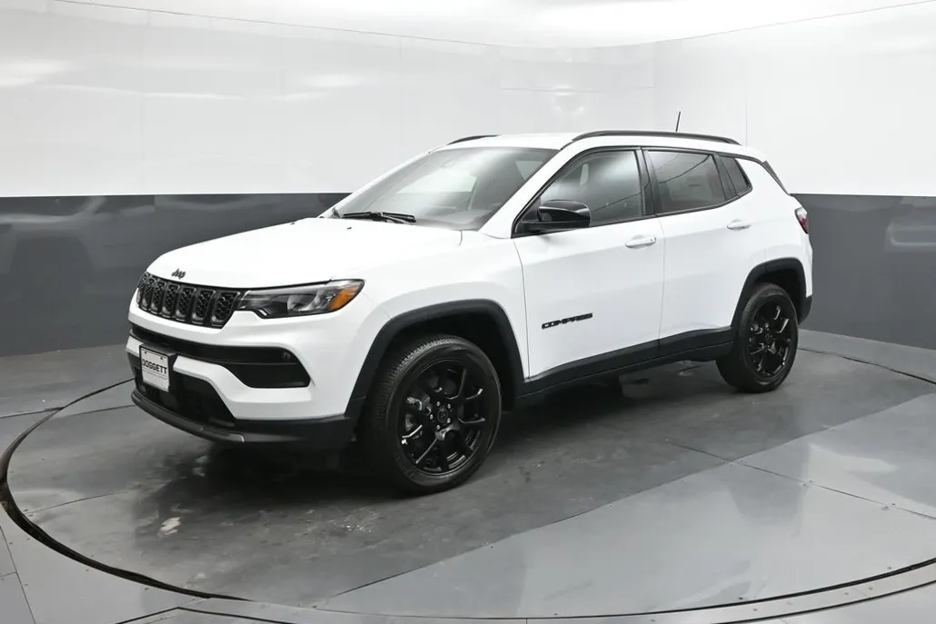 2026 Jeep Compass Latitude photo 1
