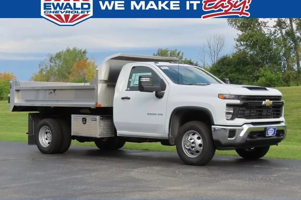 2025 Chevrolet Silverado 3500HD Work Truck photo 1