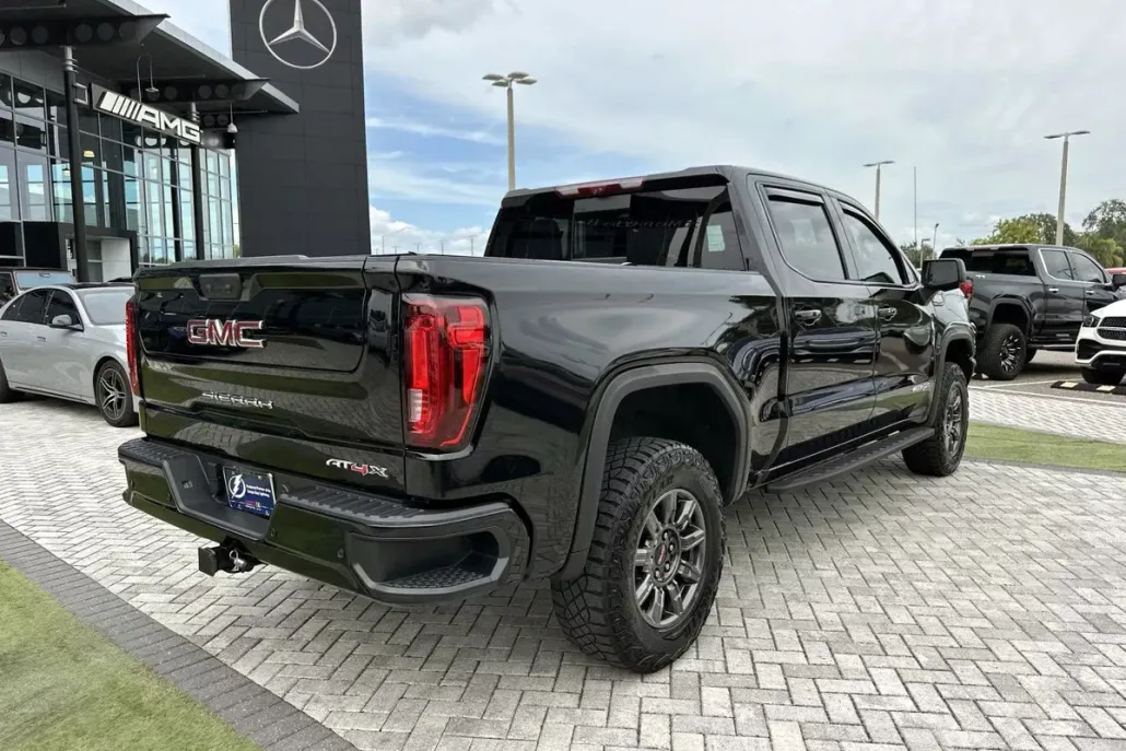 2024 Gmc Sierra 1500 AT4X photo 1