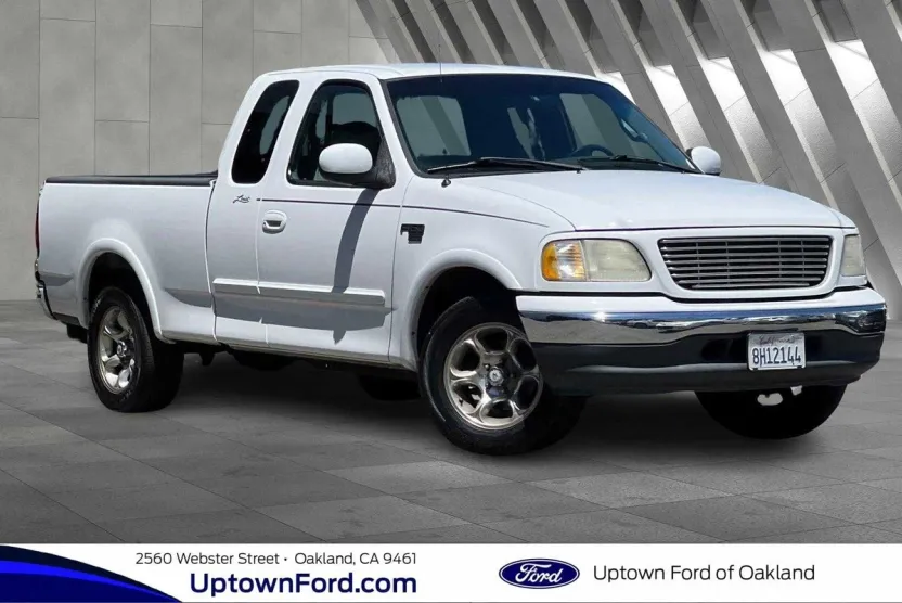2000 Ford F-150 Lariat photo 1