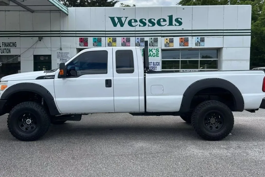 2016 Ford F-250 photo 1