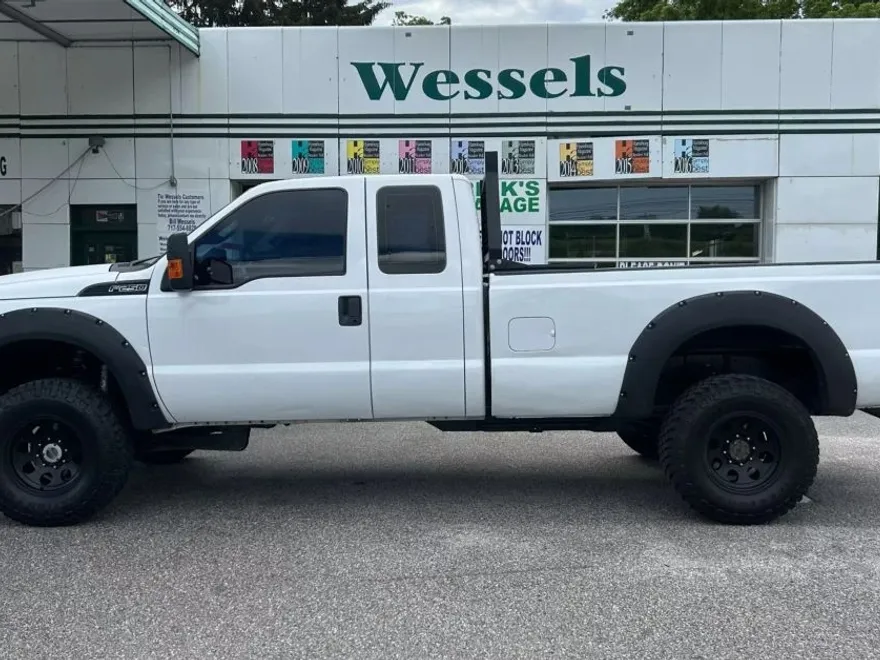 2016 Ford F-250 photo 1