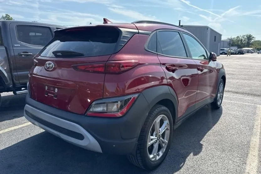 2023 Hyundai Kona SEL photo 1