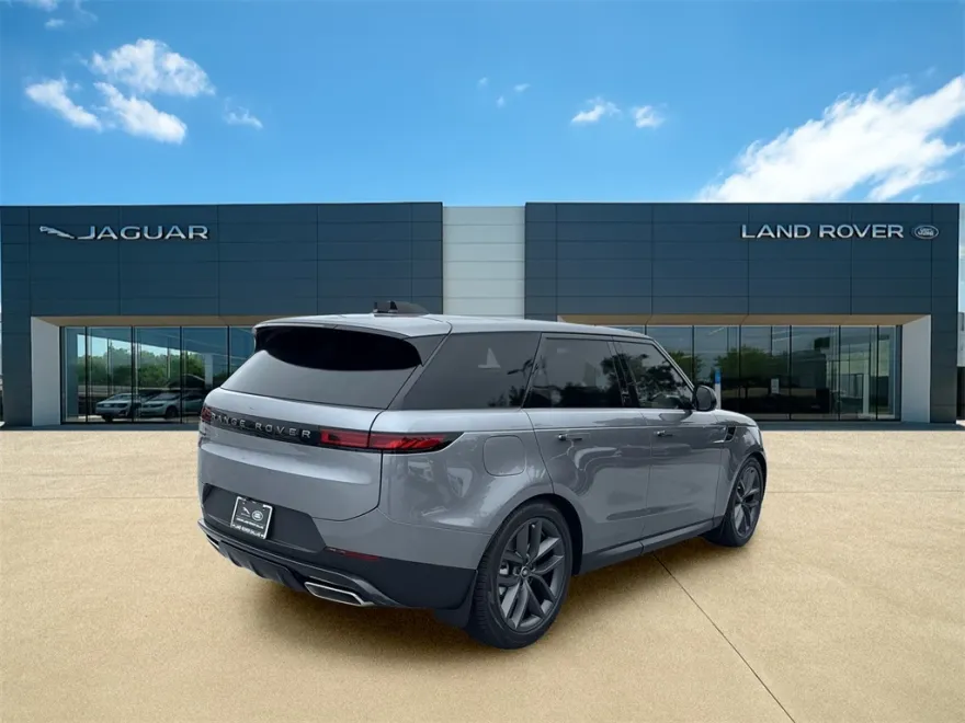 2025 Land Rover Range Rover Sport SE photo 1