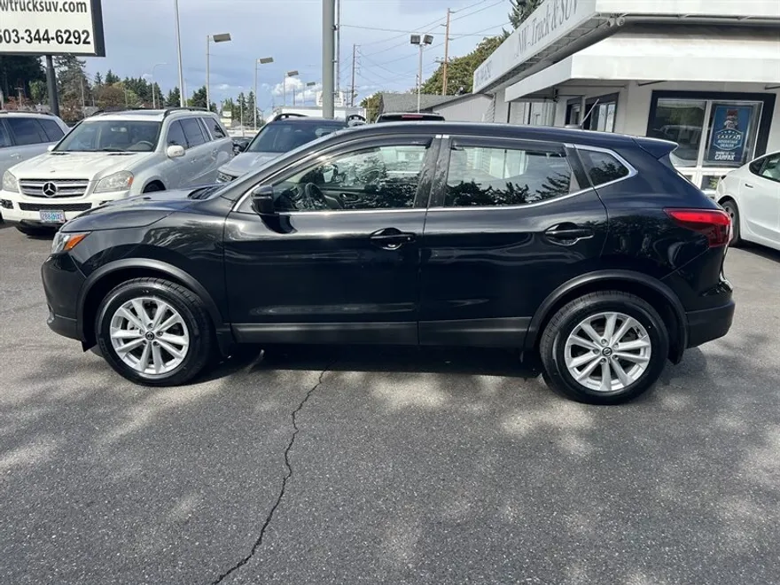 2019 Nissan Rogue Sport S photo 1