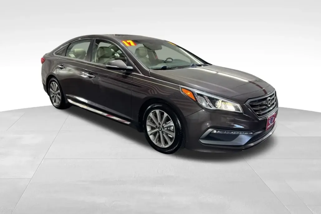 2017 Hyundai Sonata Limited photo 1