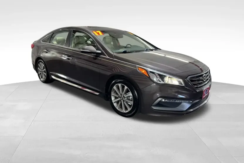 2017 Hyundai Sonata Limited photo 1