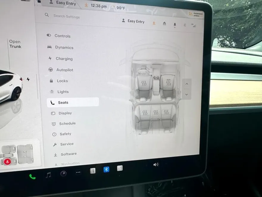 2023 Tesla Model 3 Long Range photo 38