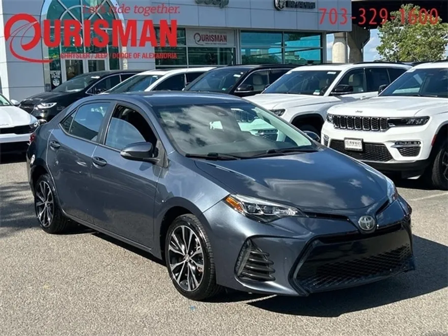2019 Toyota Corolla SE photo 1