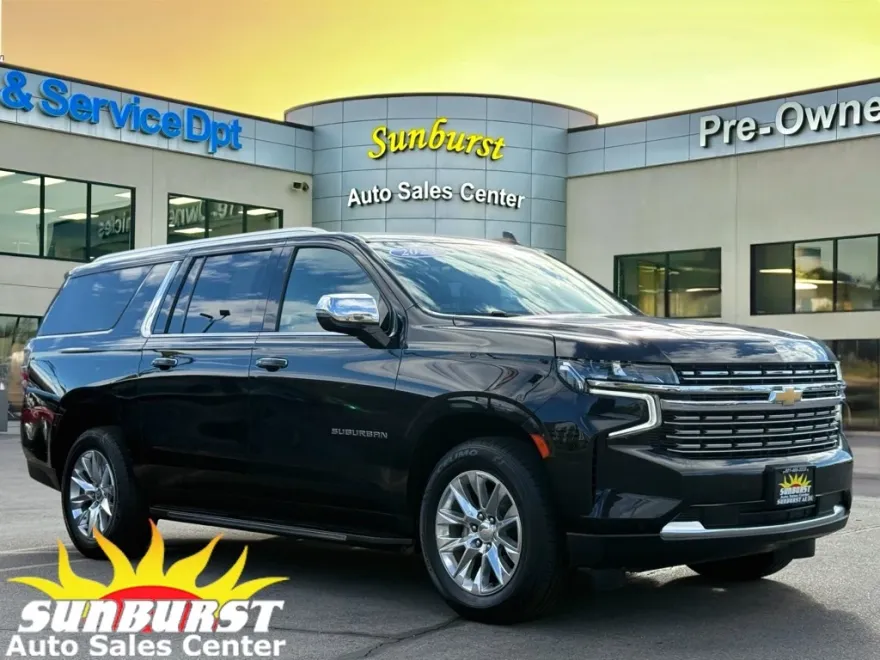 2023 Chevrolet Suburban Premier photo 1