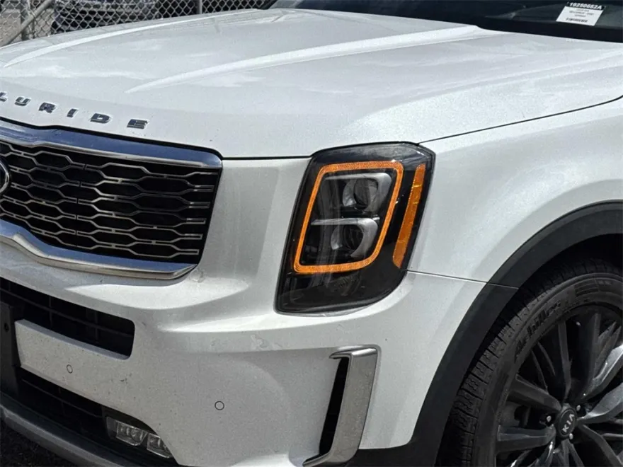 2020 Kia Telluride SX photo 1