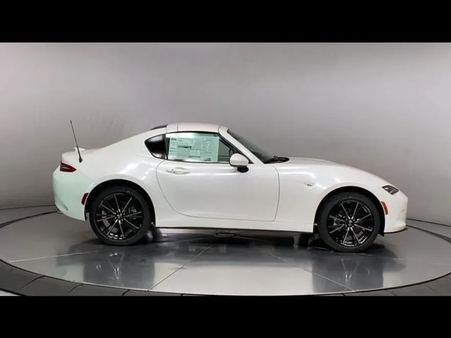 2025 Mazda MX-5 Miata Miata RF Grand Touring photo 40