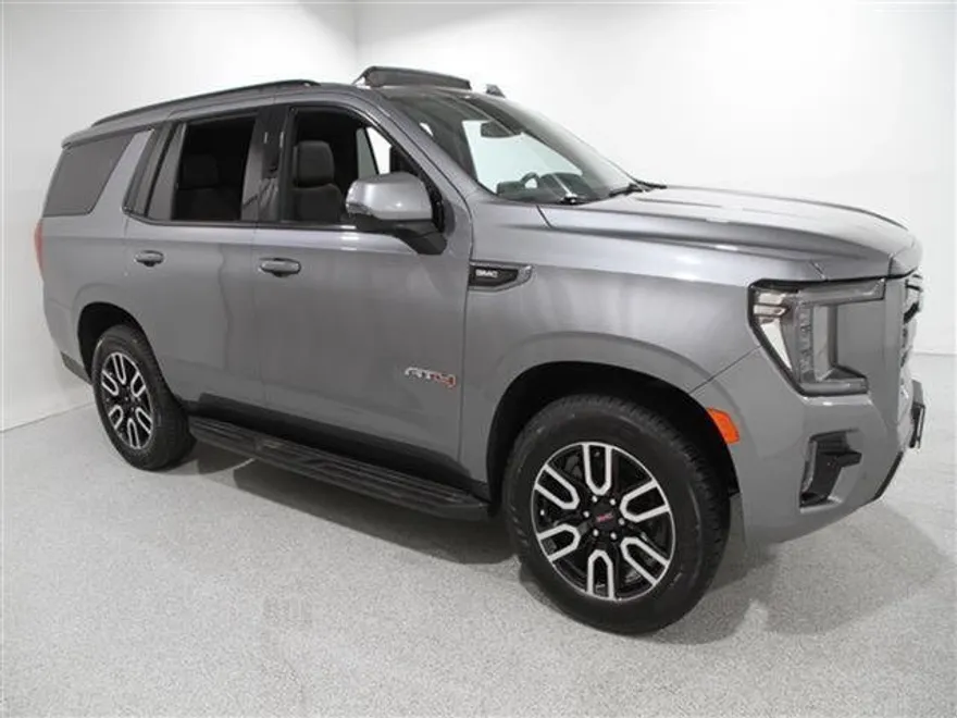 2021 Gmc Yukon AT4 photo 1