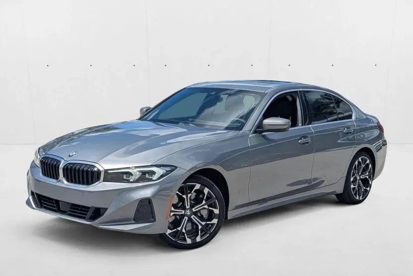 2025 Bmw 330i Sedan photo 1