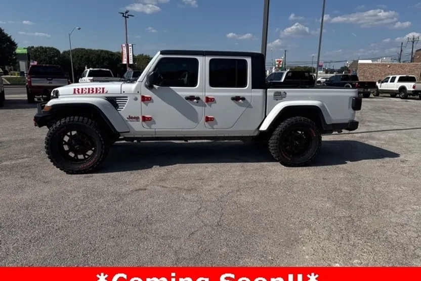 2020 Jeep Gladiator Overland photo 1