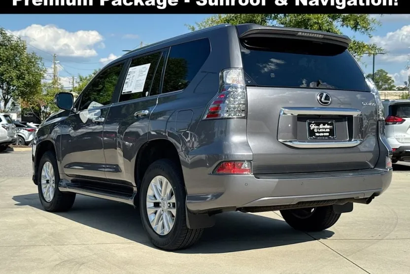 2022 Lexus GX 460 Premium photo 1
