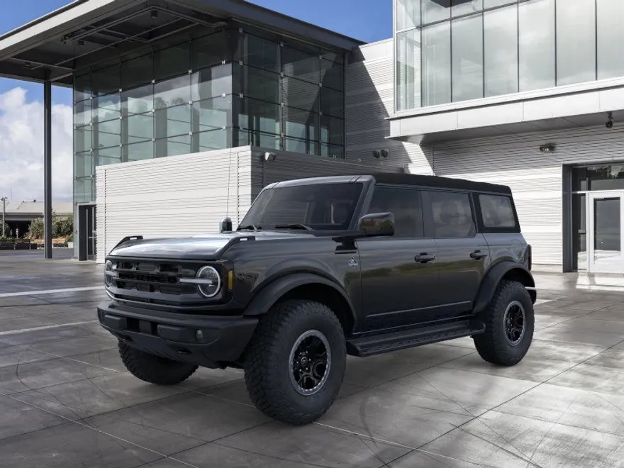 2025 Ford Bronco Outer Banks photo 1
