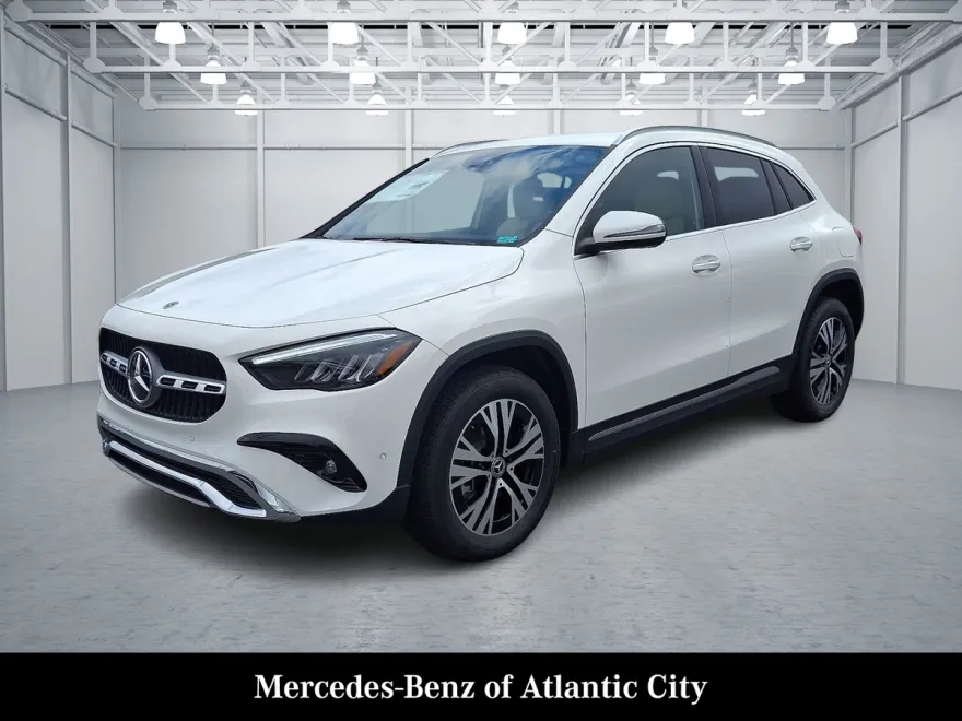 2026 Mercedes Benz GLA 250 4MATIC photo 1