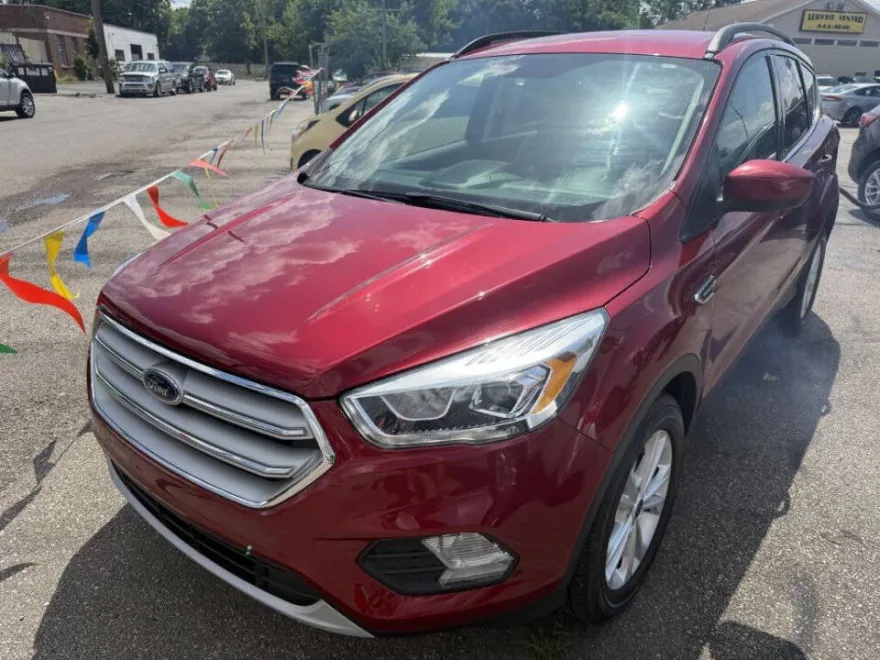 2018 Ford Escape SEL photo 1
