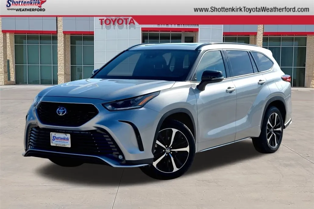 2022 Toyota Highlander XSE photo 1