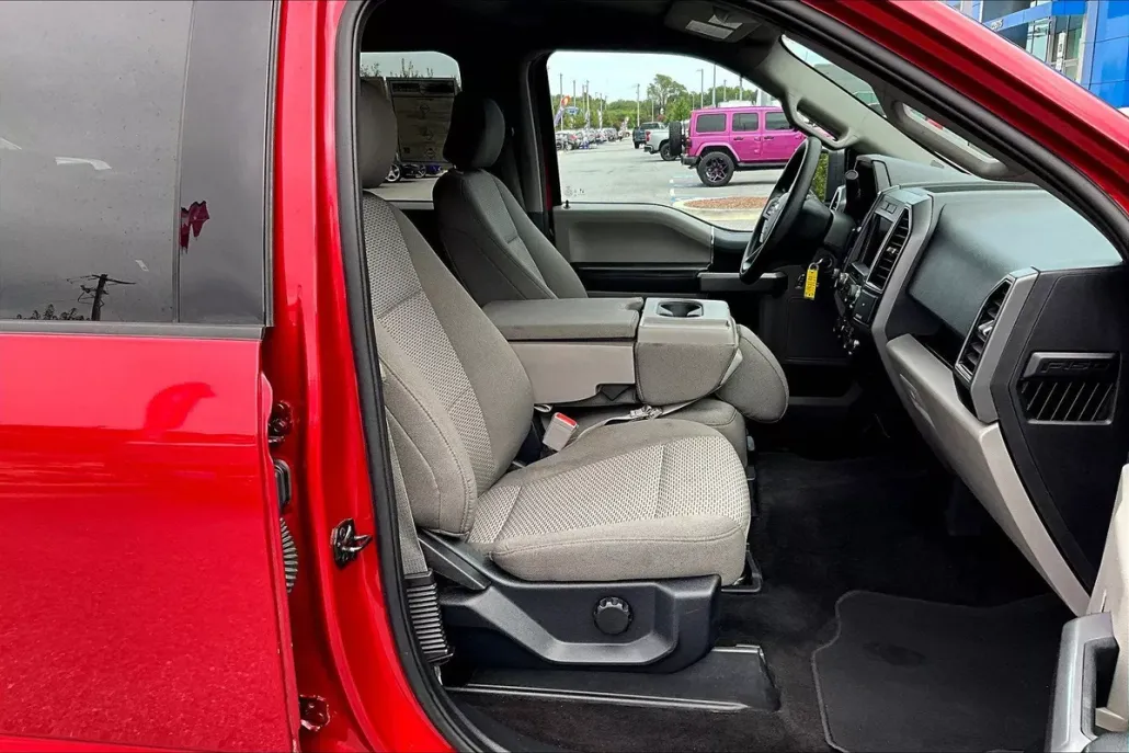 2020 Ford F-150 XLT photo 1