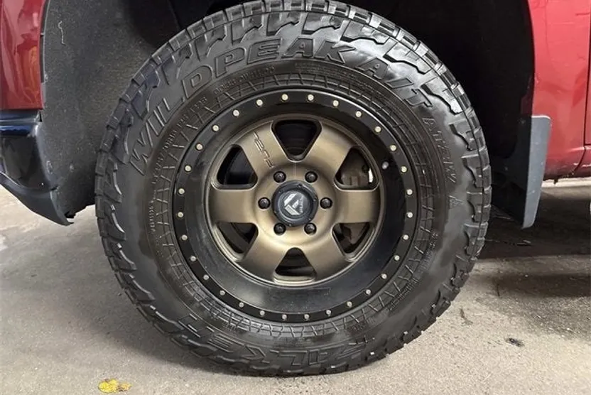 2019 Chevrolet Silverado Trail Boss LT photo 1