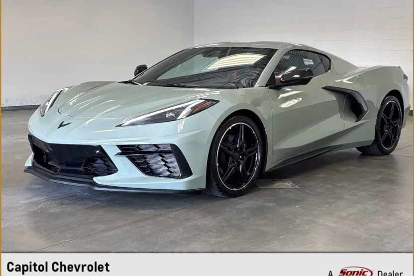 2024 Chevrolet Corvette Stingray 2LT Coupe photo 1