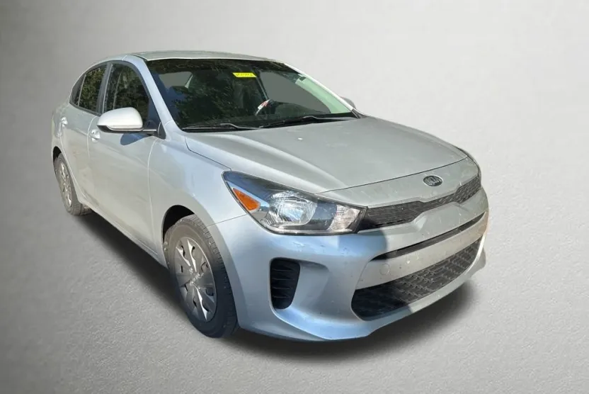 2019 Kia Rio S photo 1