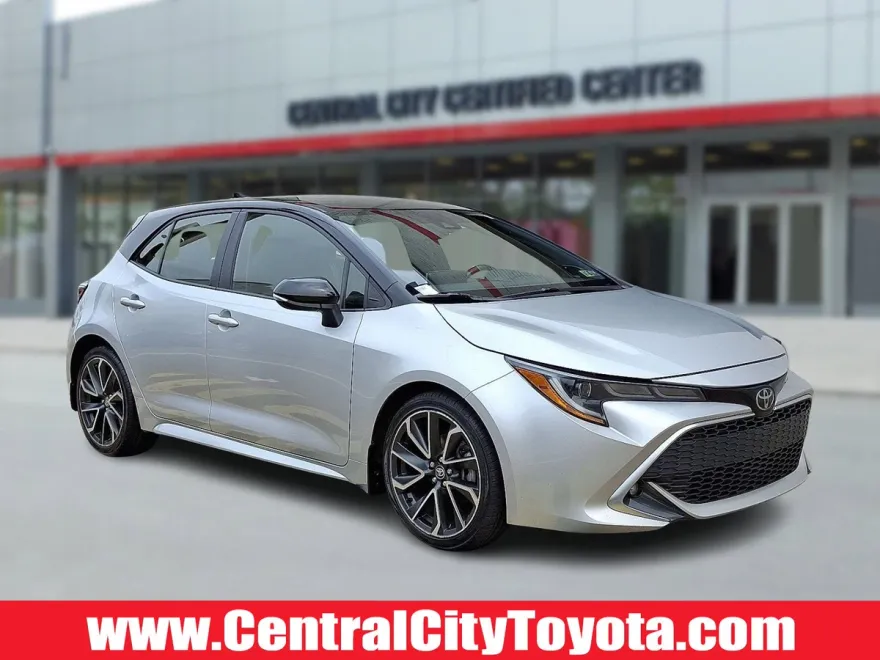 2022 Toyota Corolla XSE photo 1