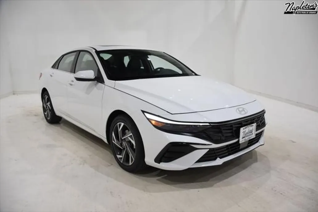 2025 Hyundai Elantra SEL Convenience photo 1